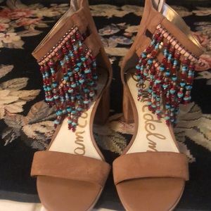 Bead sandals